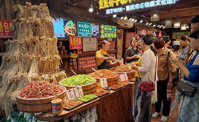 Wisata Kuliner di Ciqikou Ancient Town
