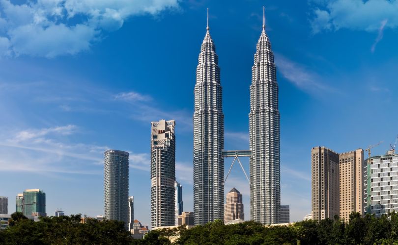 Malaysia - Persiapan ke Luar Negeri Apa Saja?